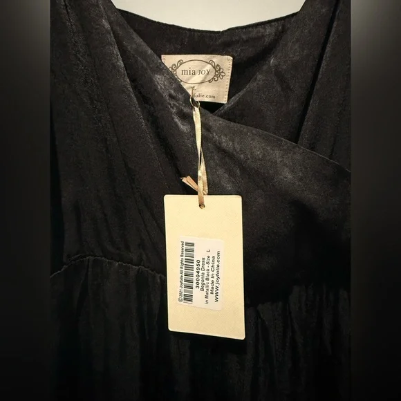 Chic Black Maxi Dress with Spaghetti Straps - Picture 8 of 8